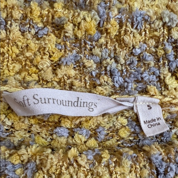 Yellow and Gray Textured Sweater - Picture 5 of 5